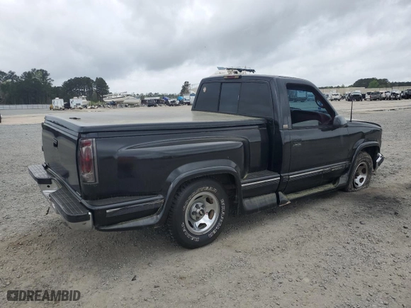 1997 Chevrolet C/K 1500 with VIN 1GCEC14M2VZ150842, listed as a Copart auction lot 51234715 with 4,233,921 mi miles and Salvage Title. Bid and sale history available at carsss.com. Image 3.