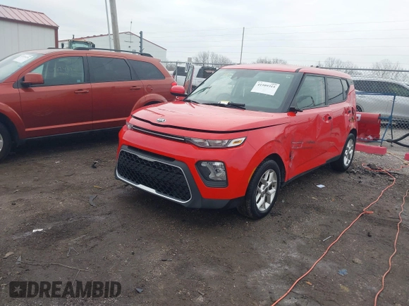 2020 Kia Soul S with VIN KNDJ23AU0L7731797, listed as a IAAI auction lot 41509315 with 110,390 mi miles. Bid and sale history available at carsss.com. Image 17.
