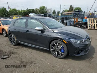 2024 Volkswagen Golf z VIN WVWFB7CD8RW123941, wystawiony jako Copart lot #59147474 z przebiegiem 7 532 mil mil oraz Szkoda całkowita • Salvage title. Historia ofert i sprzedaży dostępna na DreamBid. Obrazek 4.