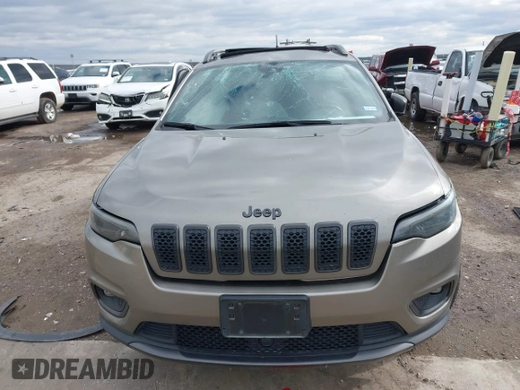 2021 Jeep Cherokee Latitude Lux with VIN 1C4PJLMX3MD203967, listed as a IAAI auction lot 41302373 with 54,110 mi miles. Bid and sale history available at carsss.com. Image 12.
