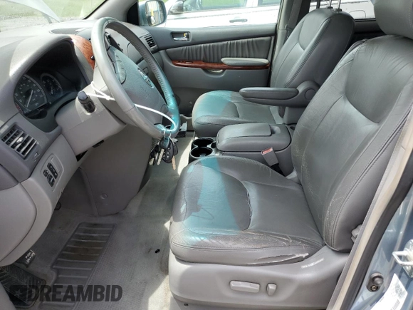 2004 Toyota Sienna XLE with VIN 5TDZA22C64S095514, listed as a Copart auction lot 56480385 with 243,556 mi miles and Clean Title. Bid and sale history available at DreamBid. Image 7.