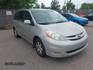 2008 Toyota Sienna XLE with VIN 5TDZK22C28S100727, listed as a IAAI auction lot 42570297 with 184,422 mi miles and . Bid and sale history available at DreamBid. Image 1.