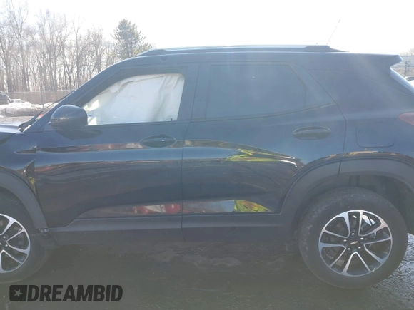 2024 Chevrolet TrailBlazer LT with VIN KL79MRSL6RB055042, listed as a IAAI auction lot 41676033 with 35,304 mi miles and . Bid and sale history available at DreamBid. Image 14.