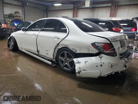 2020 Mercedes-Benz E 350 with VIN WDDZF8EB4LA747622, listed as a Copart auction lot 48091035 with 21,622 mi miles and Salvage Title. Bid and sale history available at DreamBid. Image 2.