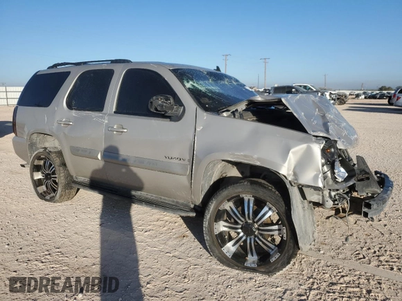 2009 GMC Yukon SLE w/3SB with VIN 1GKFK23079R128194, listed as a Copart auction lot 77213554 with 224,172 mi miles and Salvage Title. Bid and sale history available at carsss.com. Image 4.