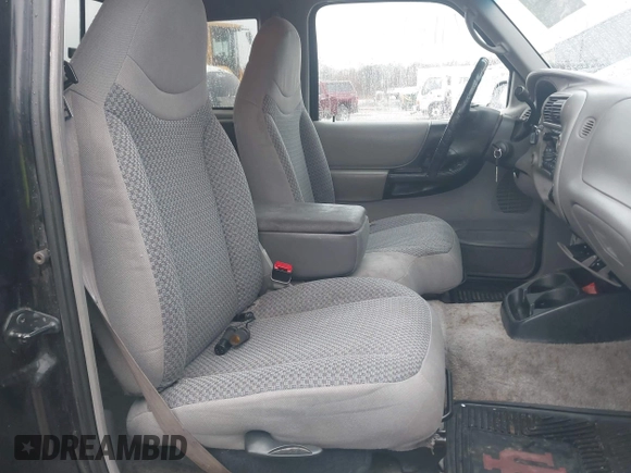 1998 Ford Ranger XL with VIN 1FTZR15U4WPA46929, listed as a IAAI auction lot 41911977 with 202,406 mi miles. Bid and sale history available at carsss.com. Image 5.