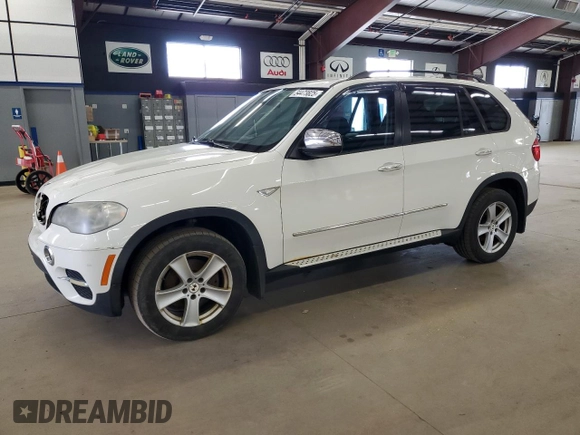2013 BMW X5 xDrive35i with VIN 5UXZV4C55D0B04384, listed as a Copart auction lot 54473825 with 173,991 mi miles and Clean Title. Bid and sale history available at carsss.com. Image 1.