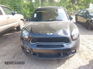 2014 MINI Countryman S с VIN WMWZC3C5XEWP27462, выставлен на аукционе IAAI как лот 42471068 с пробегом 113 198 миль миль и . История ставок и продаж доступна на DreamBid. Изображение 12.