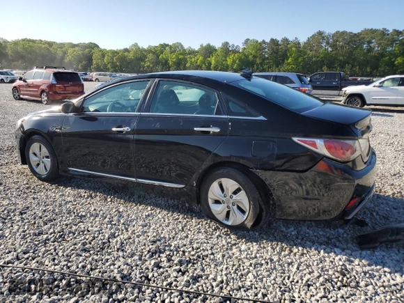 2013 Hyundai Sonata with VIN KMHEC4A47DA073657, listed as a Copart auction lot 52423775 with 150,974 mi miles and Salvage Title. Bid and sale history available at carsss.com. Image 2.