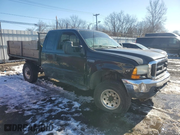 2001 Ford Super Duty F-250 XL with VIN 1FTNX21L31ED75892, listed as a Copart auction lot 89379615 with 299,874 mi miles and Salvage Title. Bid and sale history available at carsss.com. Image 4.