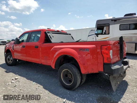 2021 Ford F-350 XL z VIN 1FT8W3DT3MED18310, wystawiony jako Copart lot #54895295 z przebiegiem 577 962 mil mil oraz Nie do naprawy • Non repairable. Historia ofert i sprzedaży dostępna na DreamBid. Obrazek 2.