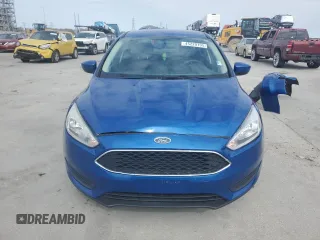 2018 Ford Focus SE z VIN 1FADP3F22JL328761, wystawiony jako Copart lot #45220705 z przebiegiem 71 639 mil mil oraz Szkoda całkowita • Salvage title. Historia ofert i sprzedaży dostępna na DreamBid. Obrazek 5.