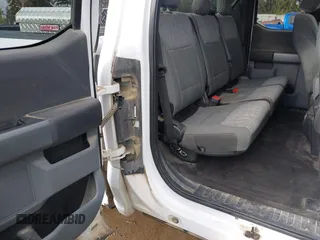 2021 Ford F-150 XL z VIN 1FTEX1EP4MKD18615, wystawiony jako IAAI lot #41580207 z przebiegiem 69 478 mil mil oraz . Historia ofert i sprzedaży dostępna na DreamBid. Obrazek 8.