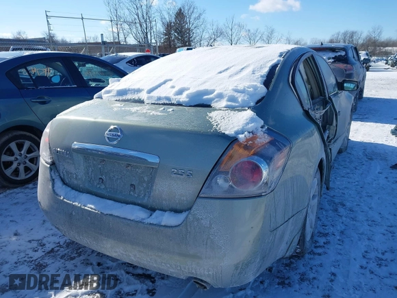 2007 Nissan Altima 2.5 S with VIN 1N4AL21E07C130750, listed as a IAAI auction lot 41376786 with 94,368 mi miles. Bid and sale history available at carsss.com. Image 4.