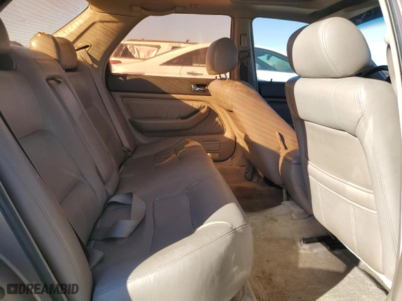 1991 Acura Legend L w/Cloth with VIN JH4KA7662MC029951, listed as a Copart auction lot 88369005 with 129,012 mi miles and Salvage Title. Bid and sale history available at carsss.com. Image 10.
