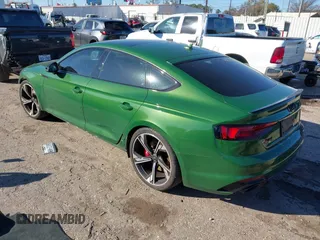 2019 Audi RS 5 Sportback z VIN WUABWCF54KA904316, wystawiony jako IAAI lot #41205564 z przebiegiem 36 727 mil mil oraz . Historia ofert i sprzedaży dostępna na DreamBid. Obrazek 3.
