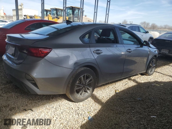 2024 Kia Forte LXS with VIN 3KPF24AD0RE730993, listed as a Copart auction lot 45736945 with 20,348 mi miles and Clean Title. Bid and sale history available at carsss.com. Image 3.