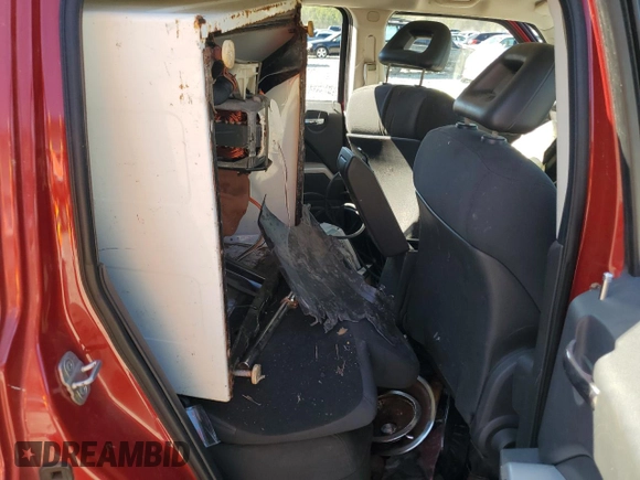 2008 Jeep Patriot Sport z VIN 1J8FF28W78D525731, wystawiony jako Copart lot #72451924 z przebiegiem Nie podano mil oraz Szkoda całkowita • Salvage title. Historia ofert i sprzedaży dostępna na DreamBid. Obrazek 10.