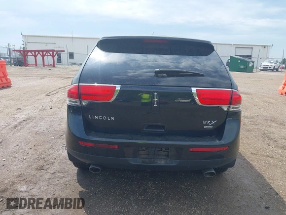 2012 Lincoln MKX z VIN 2LMDJ8JK8CBL17752, wystawiony jako IAAI lot #42430515 z przebiegiem 220 452 mil mil oraz . Historia ofert i sprzedaży dostępna na DreamBid. Obrazek 16.