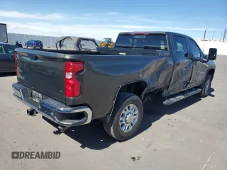 2023 Chevrolet Silverado 3500HD LT with VIN 1GC4YTE71PF180193, listed as a Copart auction lot 71985064 with 40,200 mi miles and Salvage Title. Bid and sale history available at carsss.com. Image 3.