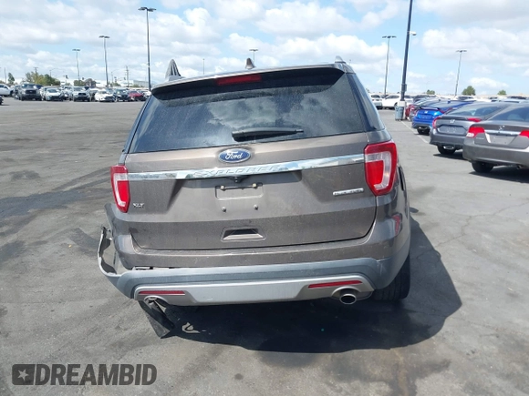 2016 Ford Explorer XLT with VIN 1FM5K7D88GGB06492, listed as a IAAI auction lot 41955740 with 1 mi miles. Bid and sale history available at carsss.com. Image 15.