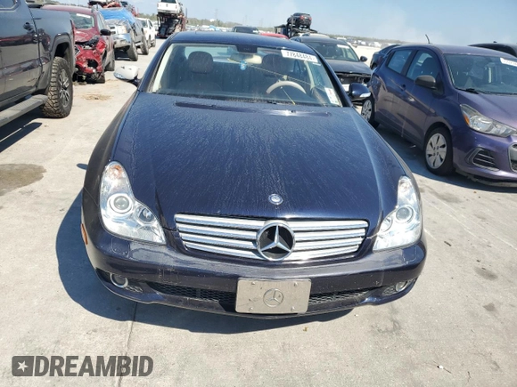 2006 Mercedes-Benz CLS-Class with VIN WDDDJ75X46A059381, listed as a Copart auction lot 77848484 with 102,460 mi miles and Salvage Title. Bid and sale history available at carsss.com. Image 5.
