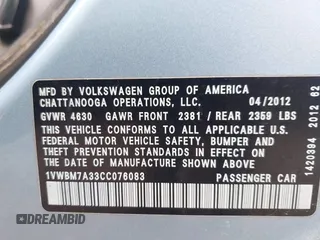 2012 Volkswagen Passat SE z VIN 1VWBM7A33CC076083, wystawiony jako IAAI lot #42260077 z przebiegiem 186 066 mil mil oraz . Historia ofert i sprzedaży dostępna na DreamBid. Obrazek 9.