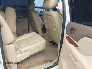 2010 GMC Sierra 1500 SLT z VIN 3GTRKWE37AG184132, wystawiony jako IAAI lot #42106936 z przebiegiem 243 711 mil mil oraz . Historia ofert i sprzedaży dostępna na DreamBid. Obrazek 8.