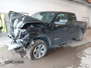 2022 Ram 1500 Big Horn with VIN 1C6RRFFG3NN345917, listed as a IAAI auction lot 41673735 with 33,972 mi miles. Bid and sale history available at carsss.com. Image 2.