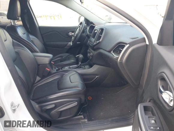 2019 Jeep Cherokee Altitude with VIN 1C4PJLLX0KD383858, listed as a IAAI auction lot 41414144 with 78,013 mi miles. Bid and sale history available at carsss.com. Image 5.