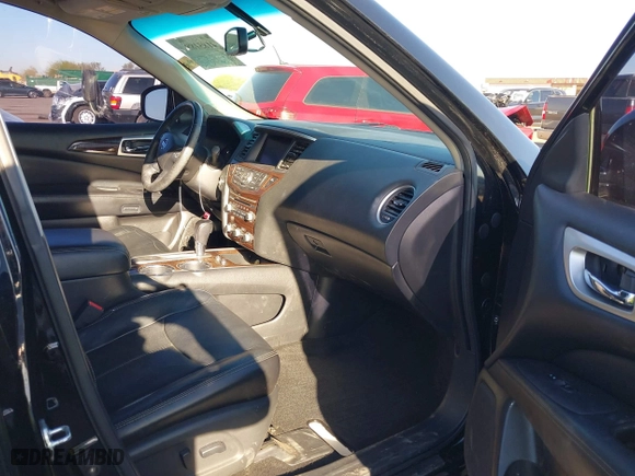 2013 Nissan Pathfinder SL with VIN 5N1AR2MN7DC615401, listed as a IAAI auction lot 41851881 with 150,266 mi miles. Bid and sale history available at carsss.com. Image 5.