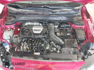 2021 Hyundai Kona Limited with VIN KM8K33A56MU601001, listed as a IAAI auction lot 41376076 with 33,169 mi miles. Bid and sale history available at carsss.com. Image 10.
