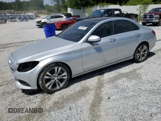 2015 Mercedes-Benz C 300 with VIN 55SWF4JB1FU077291, listed as a Copart auction lot 56153025 with 62,000 mi miles and Clean Title. Bid and sale history available at DreamBid. Image 1.