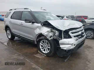 2014 Ford Explorer XLT with VIN 1FM5K7D88EGC22692, listed as a IAAI auction lot 41945588 with 84,129 mi miles. Bid and sale history available at carsss.com. Image 1.