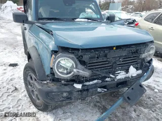 2022 Ford Bronco with VIN 1FMDE5BH4NLB86842, listed as a IAAI auction lot 41541422 with 35,119 mi miles. Bid and sale history available at carsss.com. Image 6.