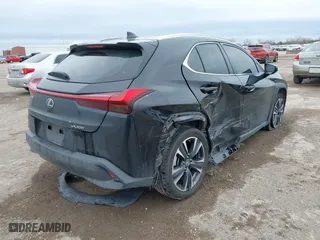 2019 Lexus UX with VIN JTHY3JBH8K2013667, listed as a IAAI auction lot 41635062 with 75,863 mi miles. Bid and sale history available at carsss.com. Image 4.
