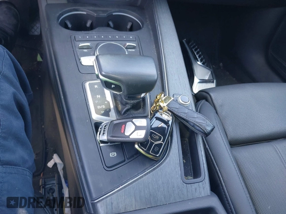 2018 Audi A5 Sportback Premium Plus z VIN WAUENCF55JA009202, wystawiony jako IAAI lot #42218463 z przebiegiem 51 866 mil mil oraz . Historia ofert i sprzedaży dostępna na DreamBid. Obrazek 11.