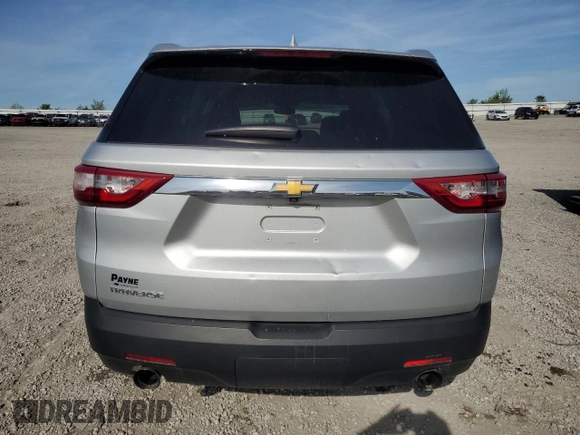 2021 Chevrolet Traverse LS z VIN 1GNERFKW9MJ226920, wystawiony jako Copart lot #53464255 z przebiegiem 75 609 mil mil oraz Szkoda całkowita • Salvage title. Historia ofert i sprzedaży dostępna na DreamBid. Obrazek 6.