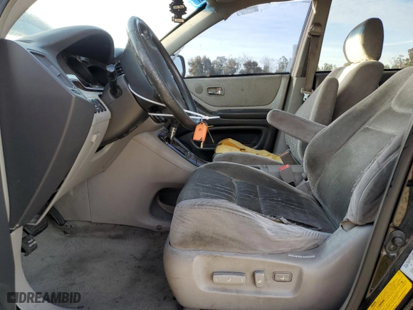 2002 Toyota Highlander with VIN JTEGF21A420046977, listed as a Copart auction lot 50192095 with 250,300 mi miles and Clean Title. Bid and sale history available at carsss.com. Image 7.