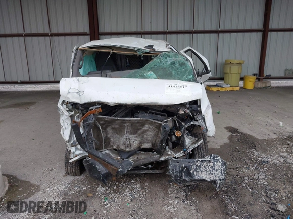 2019 Chevrolet Express Cargo z VIN 1GCWGBFG0K1248106, wystawiony jako IAAI lot #41415517 z przebiegiem Nie podano mil oraz . Historia ofert i sprzedaży dostępna na DreamBid. Obrazek 12.
