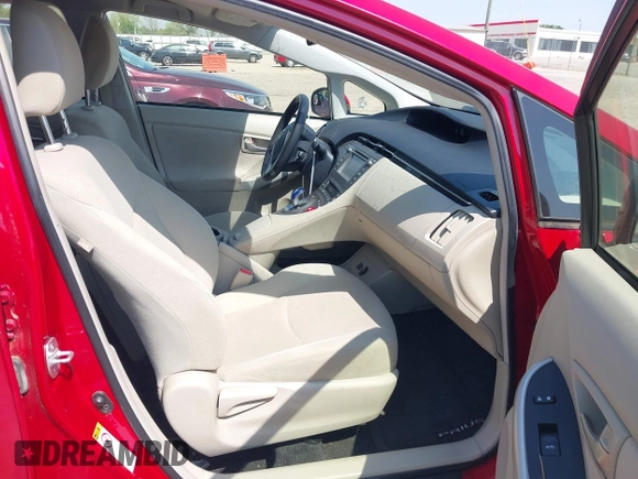 2015 Toyota Prius Four with VIN JTDKN3DU6F1883985, listed as a IAAI auction lot 42072673 with 129,117 mi miles and . Bid and sale history available at DreamBid. Image 5.