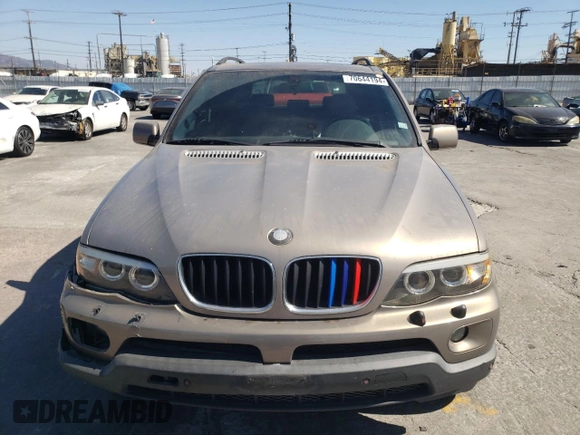 2006 BMW X5 4.4i with VIN 5UXFB53546LV22368, listed as a Copart auction lot 70644194 with 152,873 mi miles and Salvage Title. Bid and sale history available at carsss.com. Image 5.