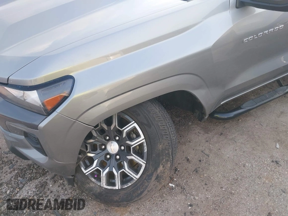 2023 Chevrolet Colorado 2WD LT с VIN 1GCPSCEK3P1131688, выставлен на аукционе IAAI как лот 42396507 с пробегом 21 621 миль миль и . История ставок и продаж доступна на DreamBid. Изображение 6.