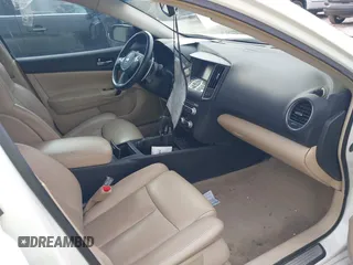 2014 Nissan Maxima S с VIN 1N4AA5APXEC442533, выставлен на аукционе IAAI как лот 42504714 с пробегом 152 775 миль миль и . История ставок и продаж доступна на DreamBid. Изображение 5.