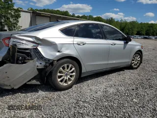 2016 Ford Fusion S z VIN 3FA6P0G70GR297408, wystawiony jako Copart lot #55676075 z przebiegiem 88 062 mil mil oraz Szkoda całkowita • Salvage title. Historia ofert i sprzedaży dostępna na DreamBid. Obrazek 3.