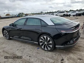 2022 Lucid Air Grand Touring z VIN 50EA1GBA6NA001280, wystawiony jako Copart lot #74004994 z przebiegiem Nie podano mil oraz Szkody całkowita. Historia ofert i sprzedaży dostępna na DreamBid. Obrazek 2.