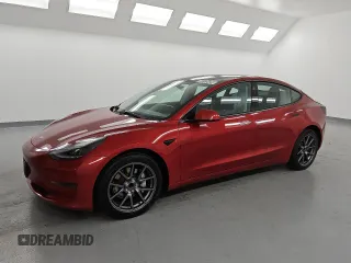 2022 Tesla Model 3 z VIN 5YJ3E1EA2NF291325, wystawiony jako Copart lot #60172435 z przebiegiem 128 928 mil mil oraz Czysty tytuł • Clean title. Historia ofert i sprzedaży dostępna na DreamBid. Obrazek 1.