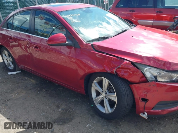 2014 Chevrolet Cruze 2LT z VIN 1G1PE5SB2E7123236, wystawiony jako IAAI lot #41882768 z przebiegiem 123 311 mil mil oraz . Historia ofert i sprzedaży dostępna na DreamBid. Obrazek 17.