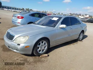 2001 Mercedes-Benz S-Class with VIN WDBNG75J11A193832, listed as a IAAI auction lot 41358326 with 0 mi miles. Bid and sale history available at carsss.com. Image 2.