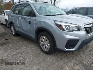 2019 Subaru Forester with VIN JF2SKACC9KH548793, listed as a IAAI auction lot 41552997 with 45,524 mi miles. Bid and sale history available at carsss.com. Image 1.